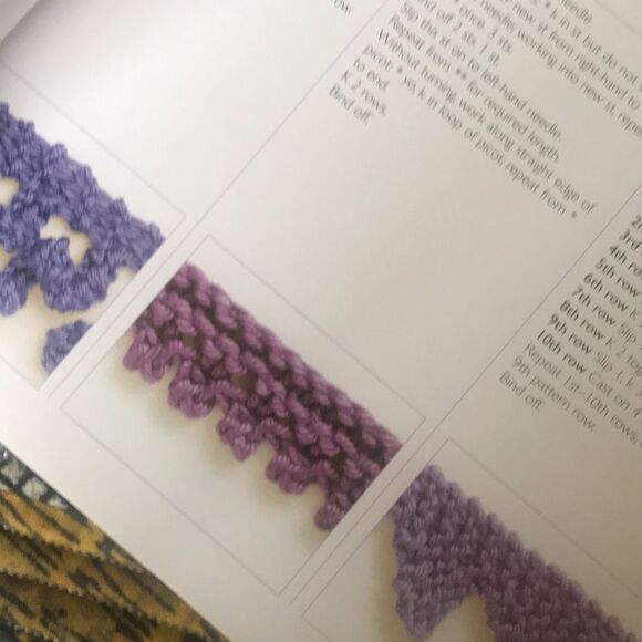 150 Knitted Trims Pattern Book by Lesley Stanford - Picture 8 of 16